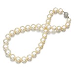 CULTURED PEARL AND DIAMOND NECKLACE 