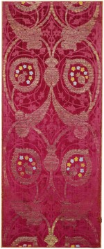 A SILK, VOIDED VELVET AND METAL-THREAD PANEL WITH FOLIATE MOTIFS IN DOUBLE-OGIVAL DESIGN, TURKEY OR ITALY, 16TH CENTURY