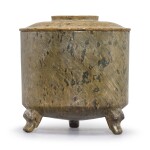 A STEATITE TRIPOD INCENSE BURNER AND COVER TANG DYNASTY | 唐 三足蓋爐