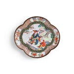 A small painted enamel 'European subject' dish, Qing dynasty, 18th century | 清十八世紀 銅胎畫琺瑯西洋人物圖海棠式小盤
