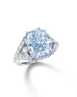 FANCY INTENSE BLUE DIAMOND AND DIAMOND RING, MOUNT BY CARTIER | 極其重要 5.22卡拉 濃彩藍色 內部無瑕（IF）鑽石 配 鑽石 戒指, 卡地亞戒台