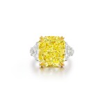 Fancy Intense Yellow Diamond and Diamond Ring | 10.01克拉 濃彩黃色鑽石 配 鑽石戒指