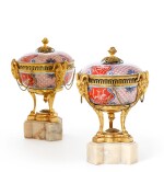 A PAIR OF GILT-BRONZE MOUNTED JAPANESE PORCELAIN POTS-POURRIS, LATE 18TH/EARLY 19TH CENTURY
