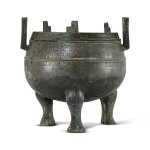 An archaic bronze ritual food vessel and cover, ding Eastern Zhou dynasty 東周 青銅蓋鼎
