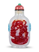 A three-colour overlay 'snowflake' glass 'squirrel' snuff bottle Qing dynasty, 18th – 19th century 清十八至十九世紀 雪霏地套三色料松鼠葡萄鼻煙壺