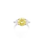 Fancy Intense Yellow diamond ring