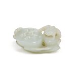 A small pale celadon jade 'frog and lotus pod' group, Qing dynasty, early 19th century |  清十九世紀初 青白玉蓮蓬蟾蜍擺件