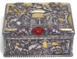 A JEWELLED PARCEL-GILT SILVER TABLE SNUFF BOX, PROBABLY GERMAN, CIRCA 1760