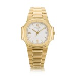  PATEK PHILIPPE | NAUTILUS, REF 3800/1  YELLOW GOLD BRACELET WATCH WITH DATE  MADE IN 1989
