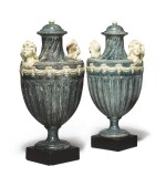  A PAIR OF WEDGWOOD AND BENTLEY CREAMWARE PORPHYRY TWO-HANDLED VASES AND COVERS CIRCA 1768-80 