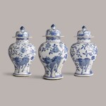 Three blue and white baluster vases and covers Qing Dynasty, Kangxi Period | 清康熙 青花瑞獸圖大蓋罐一組三件