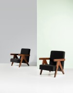 Paire de fauteuils dits Upholstered Easy Armchair