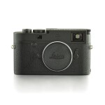 LEICA camera M10
