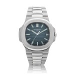Nautilus, Reference 5711 | A stainless steel bracelet watch with date, Circa 2009 | 百達翡麗 Nautilus 型號5711 |  精鋼鏈帶腕錶，備日期顯示，約2009年製