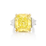 Fancy Vivid Yellow Diamond and Diamond Ring, Mount by Bulgari | 17.03克拉 艷彩黄色鑽石 配 鑽石 戒指，寶格麗戒台