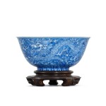 A blue and white 'dragon' bowl, Mark and period of Kangxi 清康熙 青花雲龍趕珠紋盌 《大清康熙年製》款