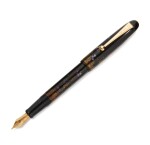 NAMIKI | A LAQUERED AND GOLD PLATED FOUNTAIN PEN, CIRCA 2000