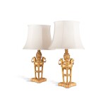 A pair of neoclassical style giltwood athenienne lamps, circa 1970 | Paire de lampes athénienne de style néoclassique en bois doré, circa 1970