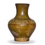 A brown-glazed pottery jar, Western Han dynasty 
