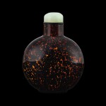 A black aventurine glass snuff bottle, Qing dynasty, 18th - 19th century | 清十八至十九世紀 黑地灑金星玻璃鼻煙壺