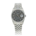 Datejust, Ref. 16220  Stainless steel wristwatch with date and bracelet   Circa 1988