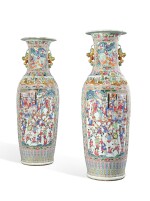 A PAIR OF LARGE CANTON FAMILLE-ROSE VASES | QING DYNASTY, LATE 19TH CENTURY