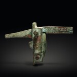 An inscribed bronze crossbow trigger, Eastern Han dynasty, dated Zhanghe 1st year, corresponding to 87 | 東漢章和元年（87年） 銅弩機