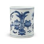 A blue and white 'hundred antiques' brushpot, Qing dynasty, Kangxi period | 清康熙 青花博古圖筆筒
