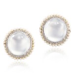 Pair of Icy Jadeite, Seed Pearl and Diamond Earrings | 天然冰種翡翠 配 珍珠 及 鑽石 耳環一對