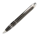 MONTBLANC | A PLATINUM PLATED AND BLACK LACQUER BALLPOINT PEN, CIRCA 2000