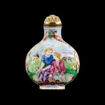 A Canton enamel ‘European subject’ snuff bottle Mark and period of Qianlong | 清乾隆 銅胎廣東畫琺瑯西洋人物圖鼻煙壺 《乾隆年製》款