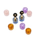 Onyx and gem set pair of earrings (Paio di orecchini  gem set in onice)