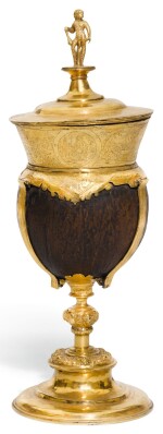 A CONTINENTAL GILT-COPPER COCONUT CUP AND COVER, SWISS OR SOUTH GERMAN, LATE 16TH CENTURY