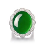 Jadeite and Diamond Ring | 天然翡翠 及 鑽石 戒指