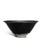 A rare large Jian black-glazed temmoku bowl, Song dynasty 宋 建窰烏金釉斗笠大盌