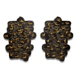 A pair of 'shou-character' black lacquer boxes and covers Qing dynasty, Qianlong period | 清乾隆 黑漆描金壽字形蓋盒一對