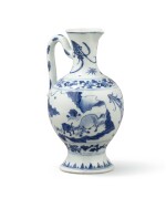 A blue and white ewer, China, Qing Dynasty, 19th century