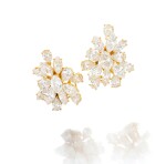 Pair of diamond earrings (Paio di orecchini in diamanti)
