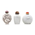 Three white porcelain snuff bottles, Qing dynasty | 清 白瓷鼻烟壺一組三件
