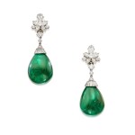 An Impressive Pair of Emerald and Diamond Pendant-Earclips, France |  祖母綠配鑽石耳墜一對，法國