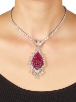 Rubellite and Diamond Pendent Necklace | 格拉夫| 紅色碧璽 配 鑽石 項鏈 (紅色碧璽及鑽石共重約34.20及24.40克拉)