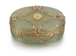 A Fabergé three-colour Gold-Mounted Bowenite Snuff-Box, Moscow, 1899-1908