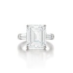 Diamond Ring | 海瑞溫斯頓 | 7.02克拉 方形 F色 鑽石 戒指