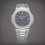 Retailed by Beyer: Nautilus 'Jumbo', Reference 3700 A stainless steel wristwatch with date and bracelet Made in 1977 | 零售商為Beyer：百達翡麗 | Nautilus 'Jumbo’ 型號 3700 精鋼鍊帶腕錶備日期顯示，製作年份 1977