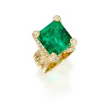 Henry Dunay | Gold, Emerald and Diamond Ring