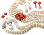 Collection of pearl and coral jewels (Collezione di gioielli in corallo e perle) 