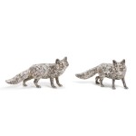 A pair of novelty silver fox salt and pepper shakers, London 1971