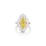 Fancy Intense Yellow Diamond and Diamond Ring | 5.08克拉 濃彩黄色鑽石 配 鑽石 戒指