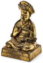 RARE STATUETTE DE ROLPAI DORJE, LE TROISIÈME CHANGKYA KHUTUKHTU (1717-1786), EN BRONZE DORÉ DYNASTIE QING, XVIIIE SIÈCLE  | 清十八世紀 鎏金銅三世章嘉呼圖克圖若必多吉坐像 | A rare gilt bronze figure of Rolpai Dorje, the 3rd Changkya Khutukhtu (1717-1786), Qing Dynasty, 18th century