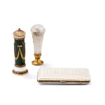 A group of three objects of vertu, early 20th century and later | Groupe de trois objets de vitrine, début du XXe siècle et après